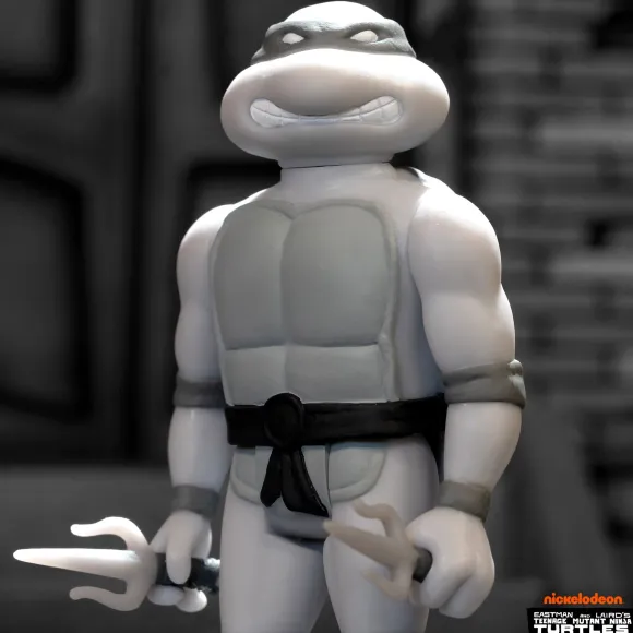 Teenage Mutant Ninja Turtles Reaction Figure Wave 9 - Raphael (Comic Greyscale)